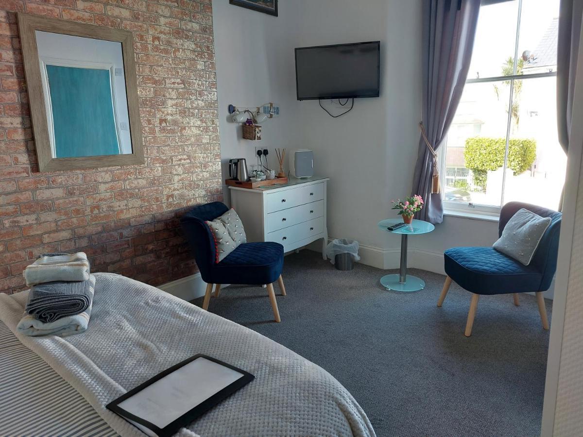 Beachcomber B&B Тенби Екстериор снимка